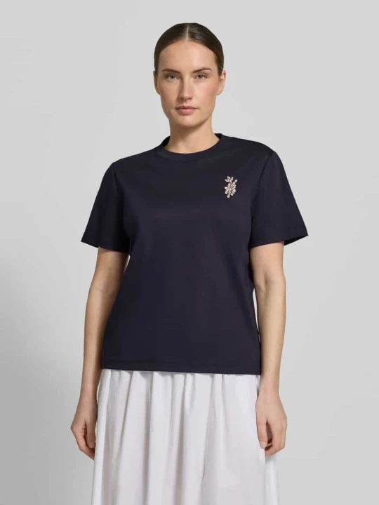 Zdjęcie produktu T-shirt z obszyciem ozdobnymi kamieniami comma Granatowy