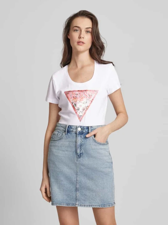 Zdjęcie produktu T-shirt z obszyciem z kamieni stras Guess Biały