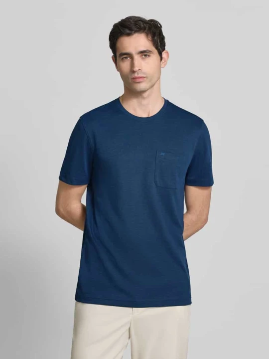 Zdjęcie produktu T-shirt z okrągłym dekoltem i Brustaszą Christian Berg Ciemnoniebieski