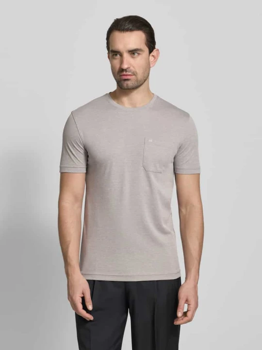 Zdjęcie produktu T-shirt z okrągłym dekoltem i Brustaszą Christian Berg Średnioszary