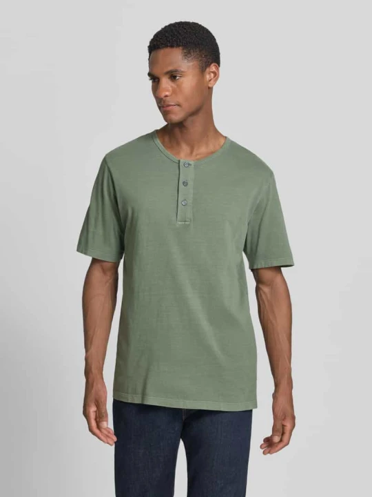 Zdjęcie produktu t-shirt z okrągłym dekoltem i listwą guzikową Jack&Jones Khaki