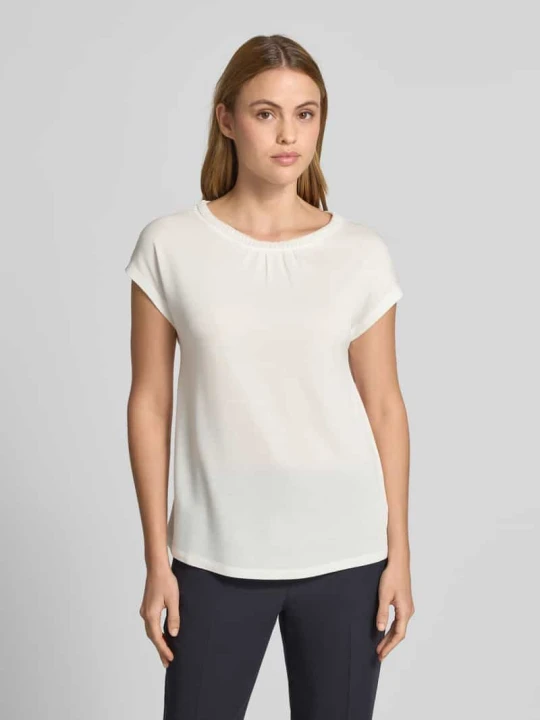 Zdjęcie produktu t-shirt z okrągłym dekoltem i ozdobnymi perełkami MORE & MORE Złamany biały