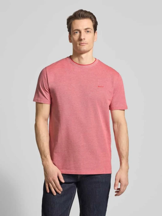 Zdjęcie produktu T-shirt z okrągłym dekoltem i wyhaftowanym logo Gant Morelowy
