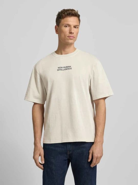 Zdjęcie produktu T-shirt z okrągłym dekoltem Model 'Gary' Wood Wood Złamany biały