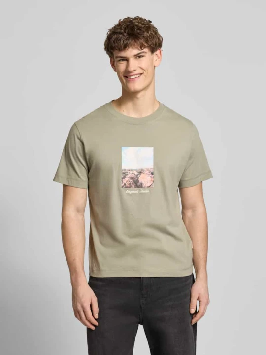 Zdjęcie produktu T-shirt z okrągłym dekoltem Model 'JORNORREBRO' Jack&Jones Trzcinowy