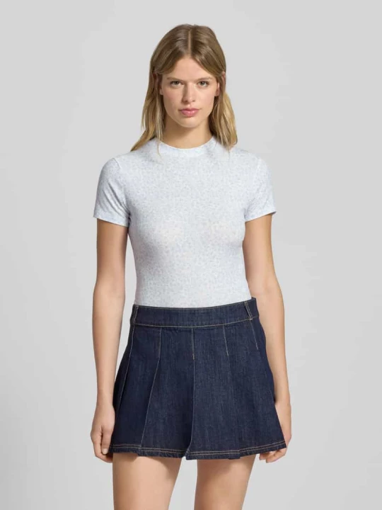 Zdjęcie produktu T-shirt z okrągłym dekoltem model ‘Marisa’ Oh April Jasnoniebieski