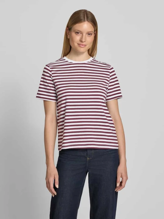 Zdjęcie produktu T-shirt z okrągłym dekoltem model 'NORA' Vila Bordowy
