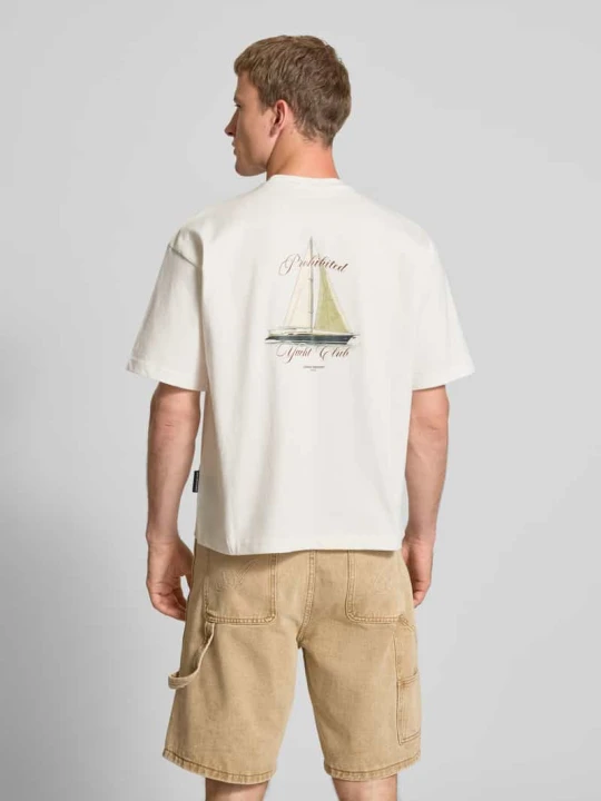 Zdjęcie produktu T-shirt z okrągłym dekoltem PROHIBITED Złamany biały