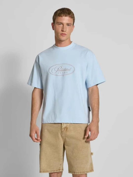 Zdjęcie produktu T-shirt z okrągłym dekoltem PROHIBITED Jasnoniebieski