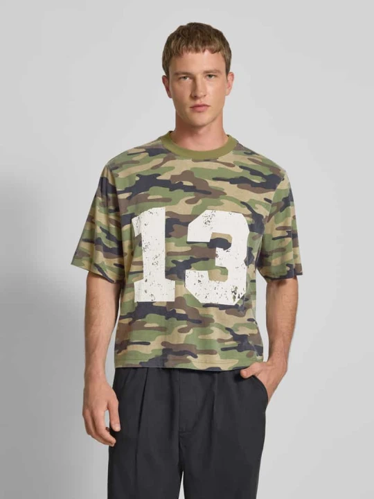 Zdjęcie produktu T-shirt z okrągłym dekoltem REVIEW Oliwkowy