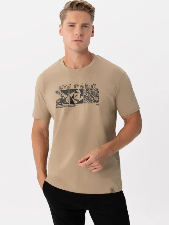 Zdjęcie produktu T-shirt z outdoorowym nadrukiem, Comfort Fit, T-KELLY Volcano Beżowy