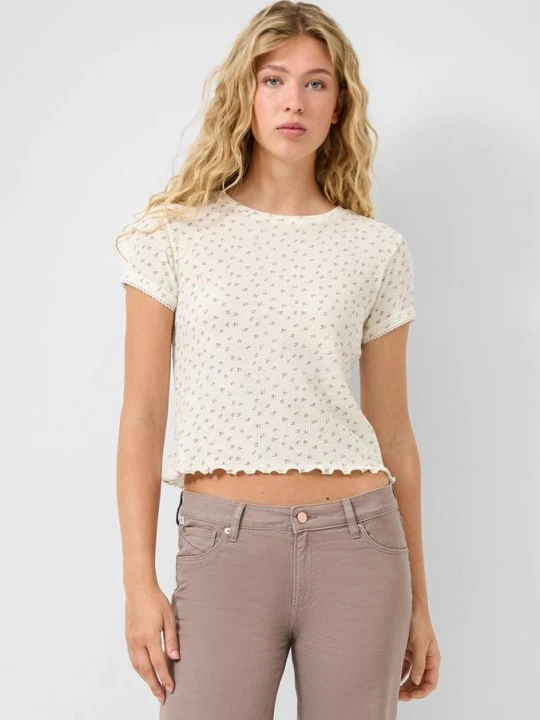 Zdjęcie produktu T-shirt z pikowaną fakturą QS kremowy