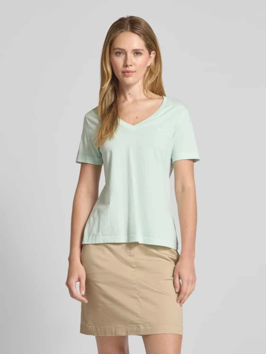 Zdjęcie produktu T-shirt z prążkowanym dekoltem w serek Gant Miętowy