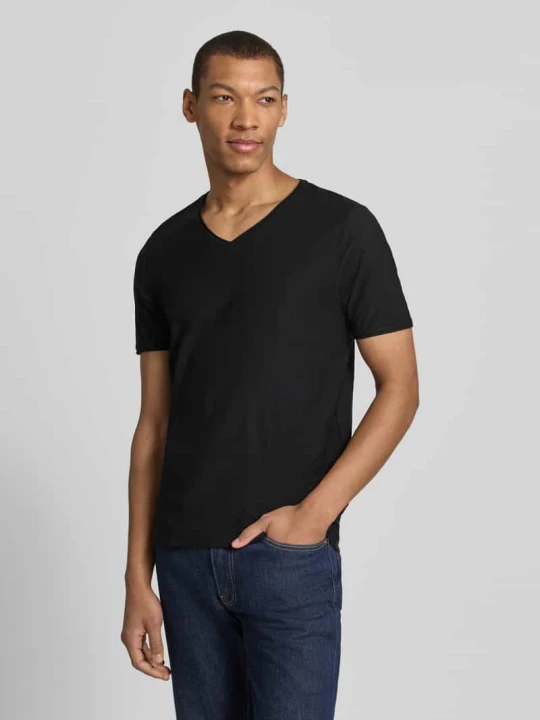 Zdjęcie produktu t-shirt z dekoltem w serek MCNEAL Czarny