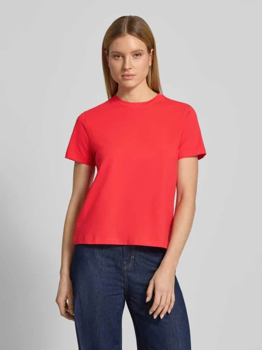 Zdjęcie produktu T-shirt z prążkowanym okrągłym dekoltem model „NORA” Vila Czerwony