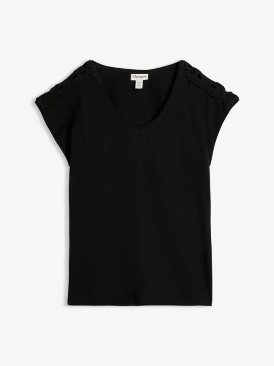 Zdjęcie produktu T-shirt z szydełkową wstawką BonPrix czarny