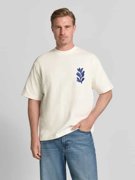 Zdjęcie produktu t-shirt z tylnym nadrukiem z motywem Jake*s Złamany biały