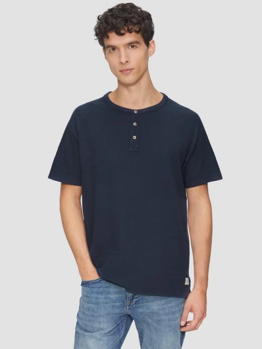 Zdjęcie produktu T-shirt z waflową fakturą i dekoltem typu henley s.Oliver niebieski