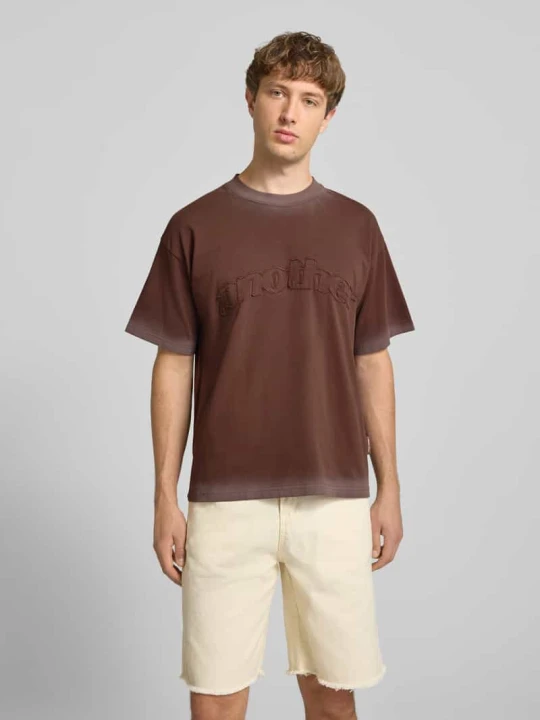 Zdjęcie produktu T-shirt z Wyhaftowane logo i Okrągły dekolt Another Cotton Lab Ciemnobrązowy