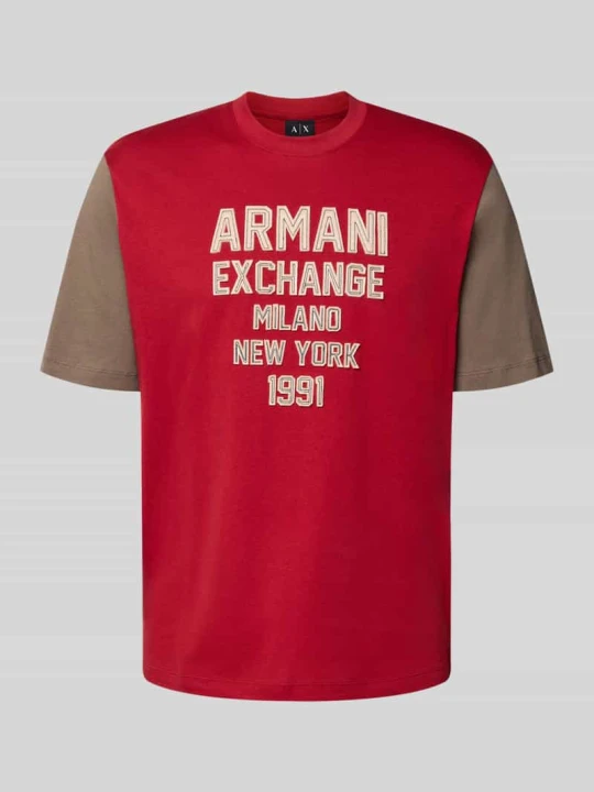 Zdjęcie produktu T-shirt z wyhaftowanym logo i okrągłym dekoltem Armani Exchange Ciemnoczerwony