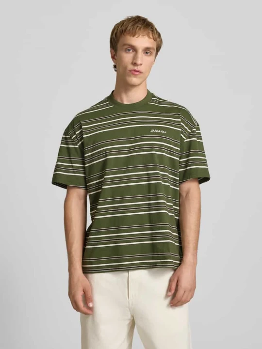 Zdjęcie produktu t-shirt z wyhaftowanym logo model 'EAST LIBERTY' Dickies Zielony