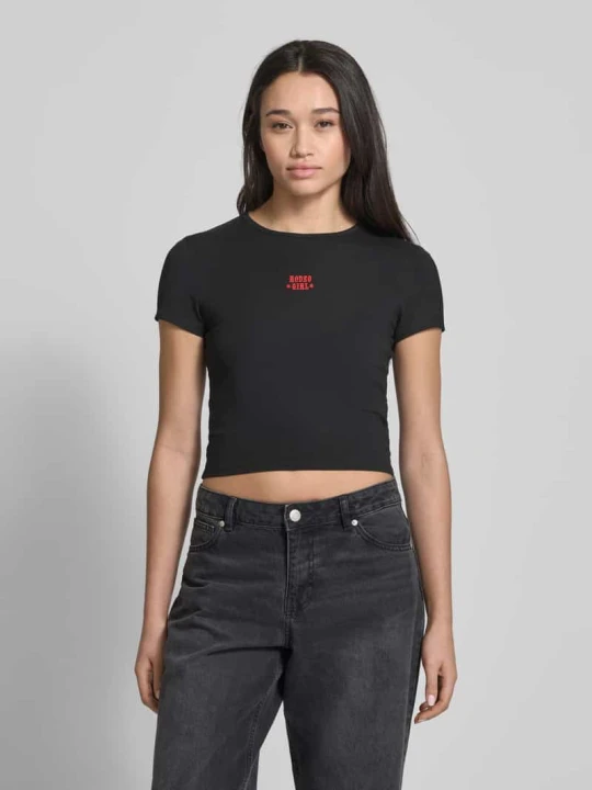 Zdjęcie produktu T-shirt z wyhaftowanym logo REVIEW Czarny