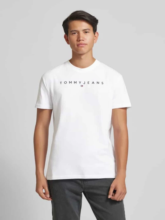 Zdjęcie produktu T-shirt z wyhaftowanym logo Tommy Jeans Biały