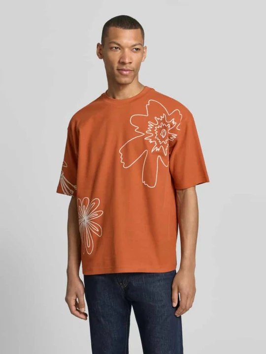 Zdjęcie produktu t-shirt z wyhaftowanym motywem Jake*s