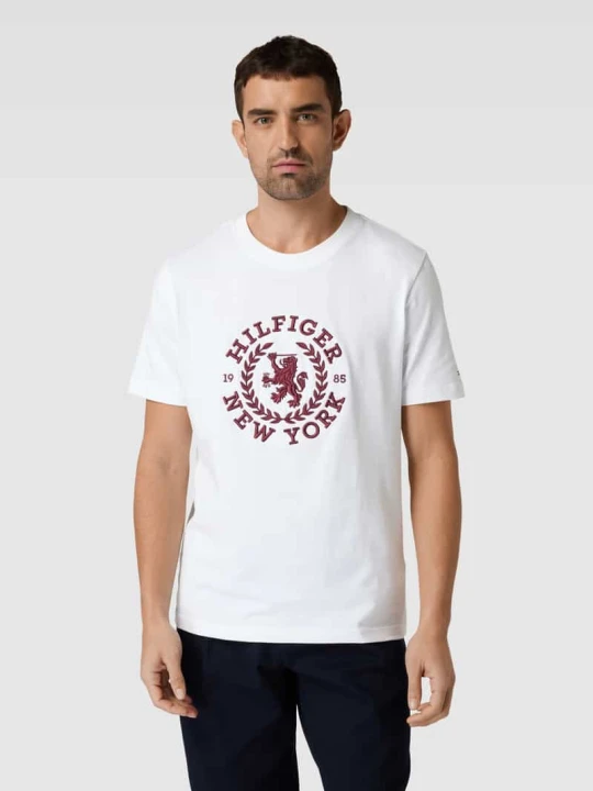Zdjęcie produktu T-shirt z wyhaftowanym motywem Tommy Hilfiger Biały
