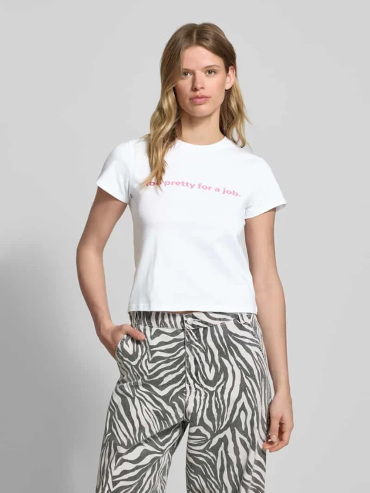Zdjęcie produktu T-shirt z wyhaftowanym napisem REVIEW Biały