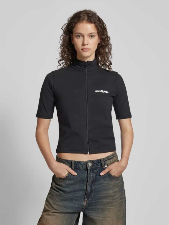 Zdjęcie produktu T-shirt z zamkiem błyskawicznym na całej długości Low Lights Studios Czarny