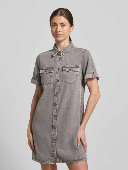 Zdjęcie produktu Taliowana sukienka dżinsowa z mieszanki bawełny Vero Moda Średnioszary