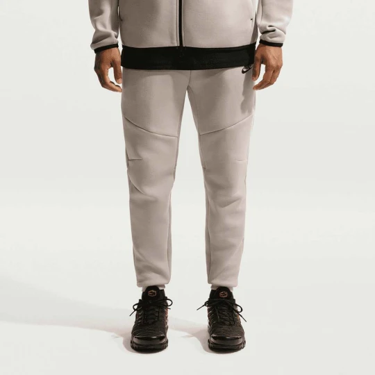 Zdjęcie produktu Tech Fleece Jogger Nike beż