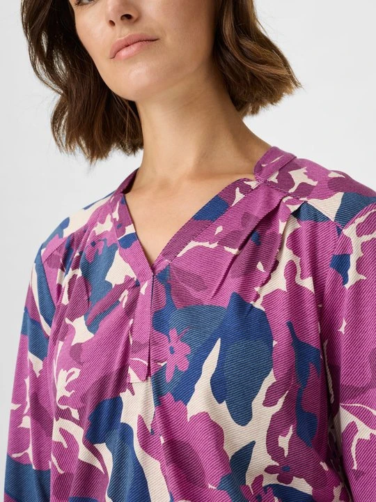 Zdjęcie produktu TENCEL™ Modal Różowa bluzka damska Clara w kwiaty – New Passion Olsen