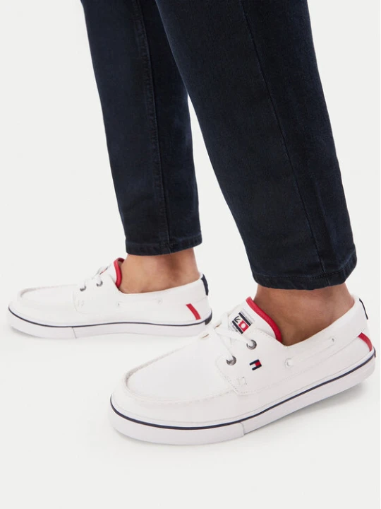 Zdjęcie produktu Tenisówki Tommy Hilfiger Th Boat Vulc Sneaker Canvas FM0FM05877 Biały