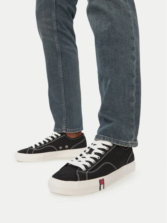Zdjęcie produktu Tenisówki Tommy Jeans Archive Vulc Y2K EM0EM01674 Czarny