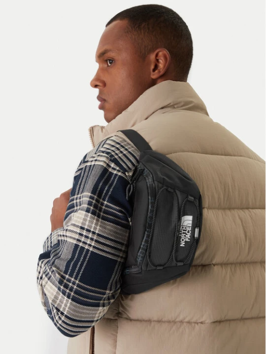 Zdjęcie produktu The North Face Nerka Jester Lumbar NF0A52TM0IO1 Czarny