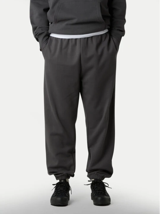 Zdjęcie produktu The North Face Spodnie dresowe Expedition Celebration NF0A8E3E Szary Relaxed Fit