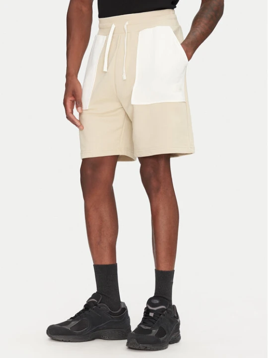 Zdjęcie produktu The North Face Szorty sportowe Terry NF0A8C29 Beżowy Regular Fit