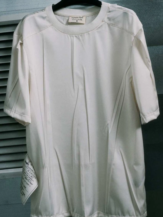 Zdjęcie produktu The Satin T-Shirt Patrizia Pepe biały