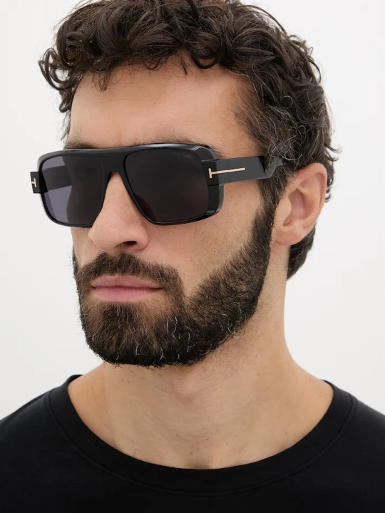 Zdjęcie produktu Tom Ford okulary przeciwsłoneczne Turner czarny
