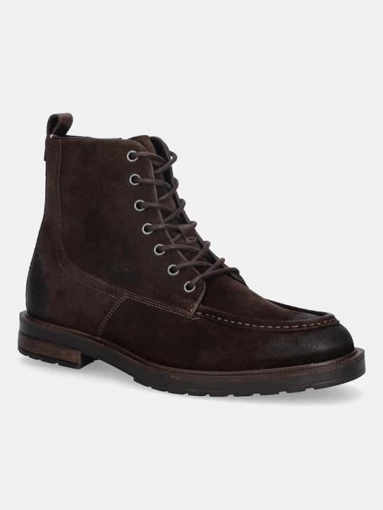 Zdjęcie produktu Tommy Hilfiger buty zamszowe CLEATED HILFIGER W SDE MOC BOOT brązowy