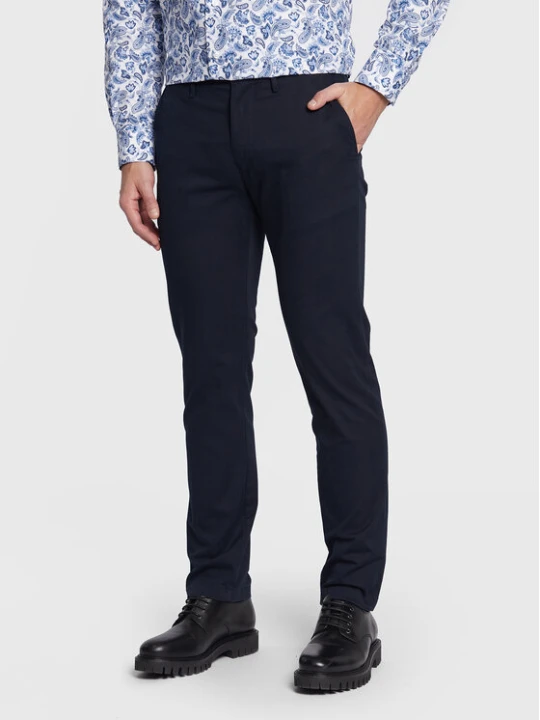 Zdjęcie produktu Tommy Hilfiger Chinosy Core Denton MW0MW28884 Granatowy Straight Fit