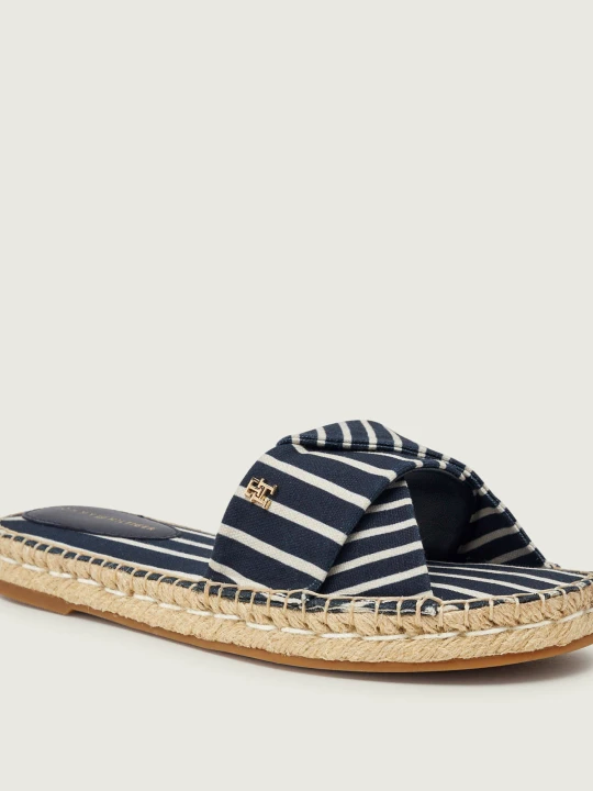 Zdjęcie produktu Tommy Hilfiger Klapki | z dodatkiem skóry granatowy