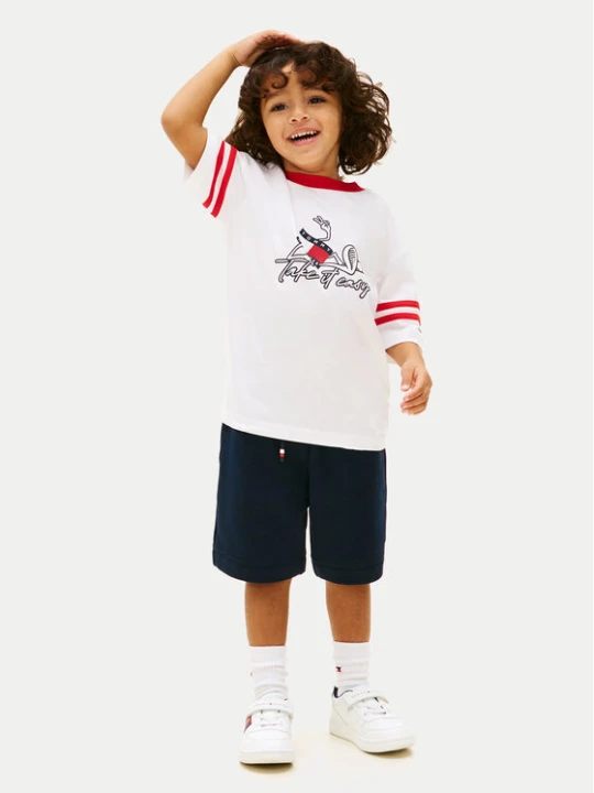 Zdjęcie produktu Tommy Hilfiger Komplet t-shirt i spodenki Wavy Flag KB0KB10410 Kolorowy Regular Fit