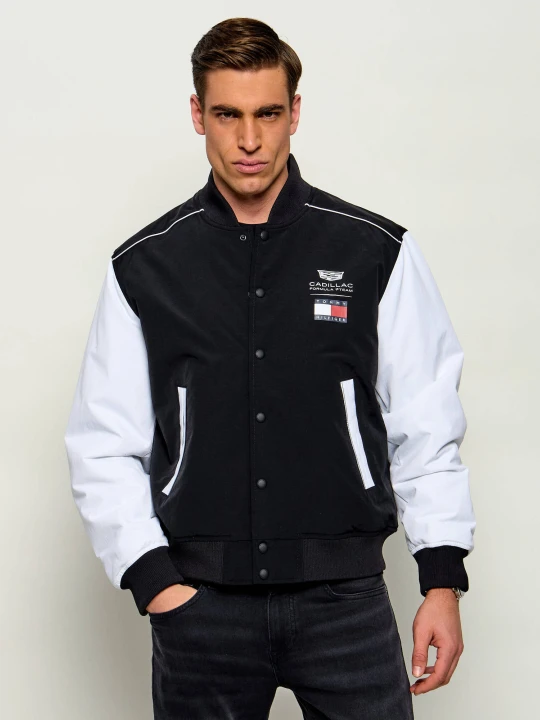 Zdjęcie produktu Tommy Hilfiger Kurtka bomber Script Varsity | Tommy Hilfiger x Cadillac Formula 1 Team | Regular Fit czarny