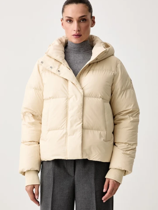 Zdjęcie produktu Tommy Hilfiger kurtka puchowa damska beżowy