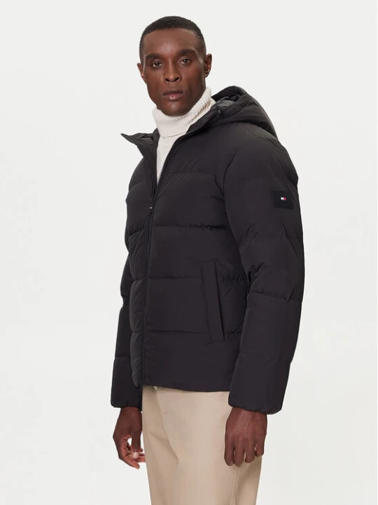 Zdjęcie produktu Tommy Hilfiger Kurtka puchowa MW0MW40616 Czarny Regular Fit