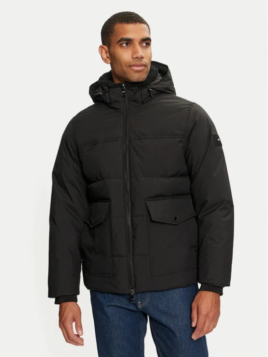 Zdjęcie produktu Tommy Hilfiger Kurtka zimowa Rockie MW0MW37125 Czarny Regular Fit
