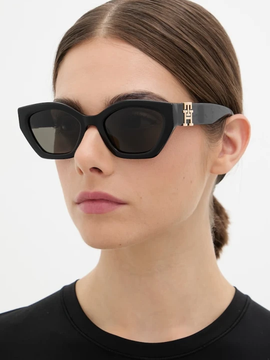 Zdjęcie produktu Tommy Hilfiger okulary przeciwsłoneczne damskie czarny